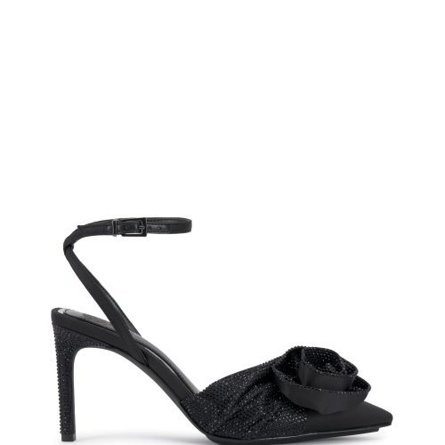 Bonitaa Flower Detail Pump - Vince Camuto